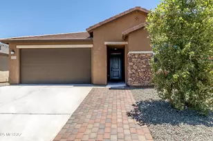 8820 E Stone Meadow Cir, Tucson, AZ 85730 - Photo 2
