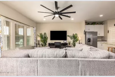 8763 Weeping Dalea Drive, Marana, AZ 85653 - Photo 10