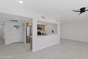 9056 E Calle Norlo, Tucson, AZ 85710 - Photo 8