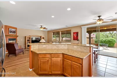 6041 W Ten Star Drive, Tucson, AZ 85713 - Photo 10