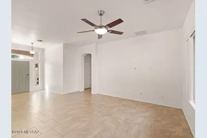 9337 N Indian Summer Drive, Tucson, AZ 85743 - Photo 8
