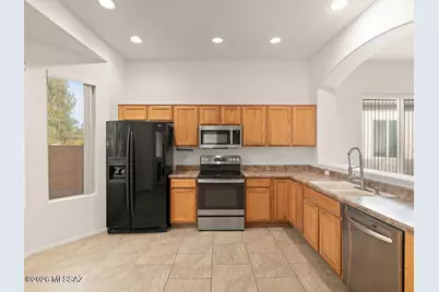 9337 N Indian Summer Drive, Tucson, AZ 85743 - Photo 16