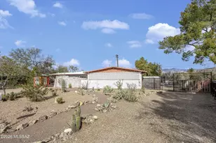 3059 N Tecumseh Ct, Tucson, AZ 85715 - Photo 2