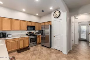 2262 N Woods Pl, Tucson, AZ 85749 - Photo 12