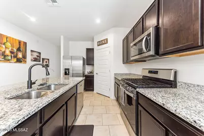 10305 N Arroyo Lupine Way, Marana, AZ 85653 - Photo 12