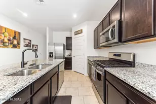 10305 N Arroyo Lupine Way, Marana, AZ 85653 - Photo 12