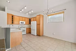 2221 N Avenida TABICA, Green Valley, AZ 85614 - Photo 8
