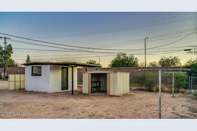 2226 E Warwick Vista, Tucson, AZ 85713 - Photo 10