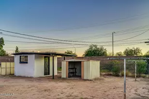 2226 E Warwick Vista, Tucson, AZ 85713 - Photo 10
