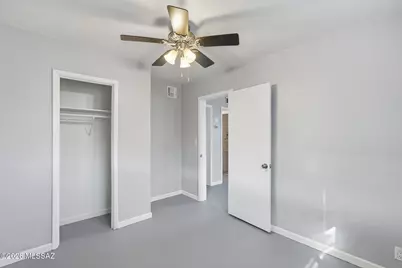 121 W Birdman Drive, Tucson, AZ 85705 - Photo 14
