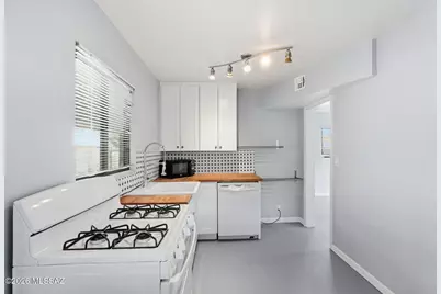 121 W Birdman Drive, Tucson, AZ 85705 - Photo 6