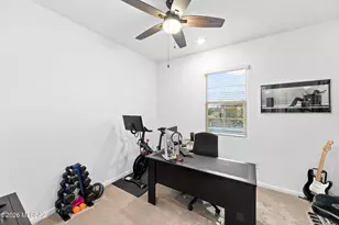 10820 N Iron Peak Dr, Oro Valley, AZ 85742 - Photo 20