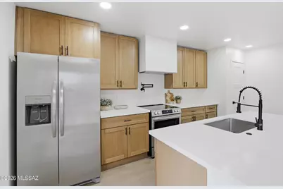 2208 E 19th Street, Tucson, AZ 85719 - Photo 12