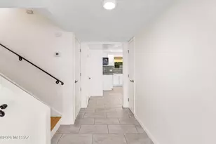 220 S Clausen Cir, Tucson, AZ 85745 - Photo 8