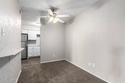 1620 N Wilmot Road #UNIT D271, Tucson, AZ 85712 - Photo 8