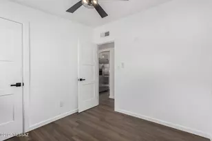 118 W Calle Margarita, Tucson, AZ 85706 - Photo 16