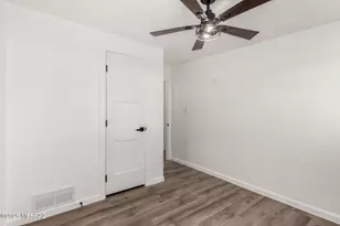 4020 E 27th St, Tucson, AZ 85711 - Photo 20