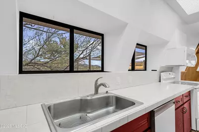 200 N Holiday Drive, Oracle, AZ 85623 - Photo 16