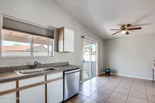 6109 N April Dr, Tucson, AZ 85741 - Photo 10