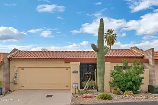 5665 N Camino Del Sol, Tucson, AZ 85718 - Photo 2