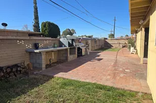8556 E Kenyon Dr, Tucson, AZ 85710 - Photo 26