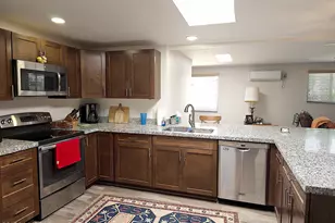8556 E Kenyon Dr, Tucson, AZ 85710 - Photo 4