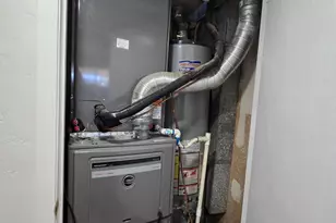 8556 E Kenyon Dr, Tucson, AZ 85710 - Photo 16