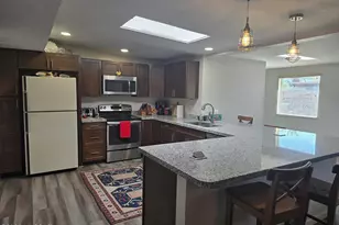 8556 E Kenyon Dr, Tucson, AZ 85710 - Photo 6