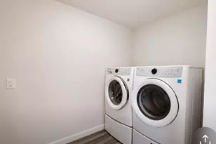 8556 E Kenyon Dr, Tucson, AZ 85710 - Photo 22