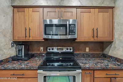 1122 N Abrego Drive, Green Valley, AZ 85614 - Photo 16