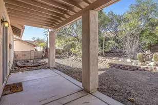 345 E Shore Cliff Pl, Oro Valley, AZ 85737 - Photo 4
