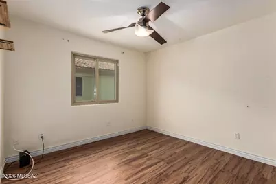 2325 W Silverbell Tree Drive, Tucson, AZ 85745 - Photo 16