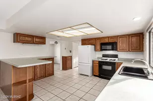 517 N Sarnoff Dr, Tucson, AZ 85710 - Photo 12