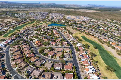 1955 E Cliff Swallow Trail, Green Valley, AZ 85614 - Photo 6
