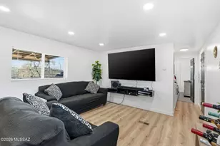 6737 S Fallon Pl, Tucson, AZ 85757 - Photo 16