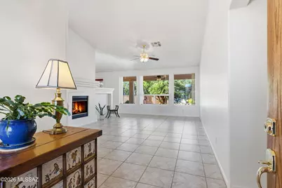 2315 E Bonita Canyon Drive, Green Valley, AZ 85614 - Photo 8
