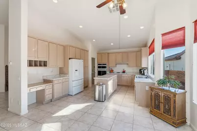 2315 E Bonita Canyon Drive, Green Valley, AZ 85614 - Photo 20