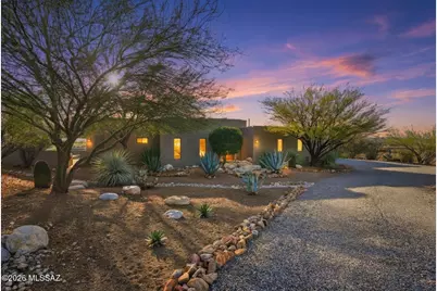 648 E Canyon Rock Road, Green Valley, AZ 85614 - Photo 1