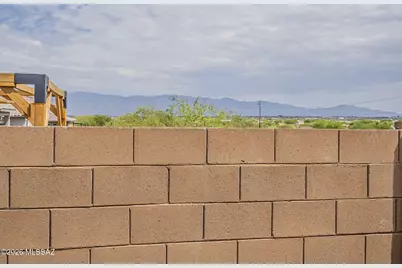 5571 S White Spar Trail, Tucson, AZ 85747 - Photo 8
