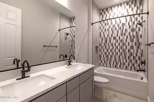 13417 N Braunite Ct, Oro Valley, AZ 85755 - Photo 2