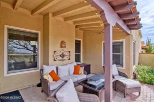 1232 E Camino Diestro, Oro Valley, AZ 85704 - Photo 38