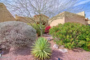 1232 E Camino Diestro, Oro Valley, AZ 85704 - Photo 4