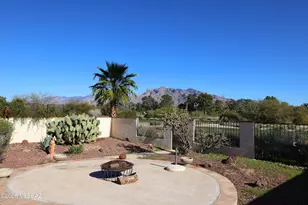 8556 N Arnold Palmer Dr, Tucson, AZ 85742 - Photo 10