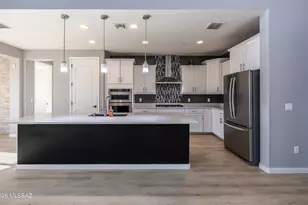 5846 S Clonmellon Ave, Tucson, AZ 85747 - Photo 8