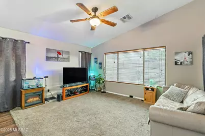 17276 S Sienna Bluffs Trail, Vail, AZ 85641 - Photo 8