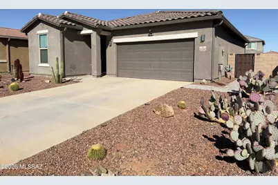 21380 E Treasure Road, Red Rock, AZ 85145 - Photo 2
