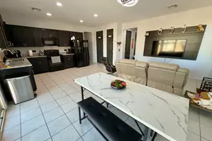 21380 E Treasure Rd, Red Rock, AZ 85145 - Photo 12