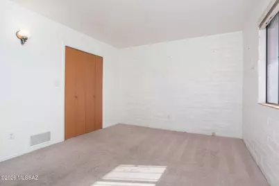 1340 W VÃ­a Tierra, Tucson, AZ 85704 - Photo 30