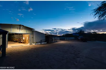 9525 E Graf Lane, Tucson, AZ 85730 - Photo 32