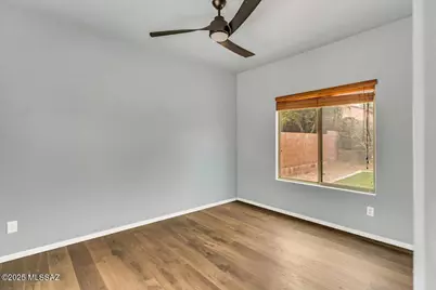 10054 E Cedar Hill Drive, Tucson, AZ 85748 - Photo 12